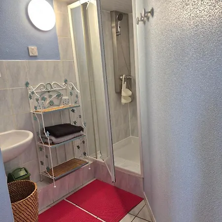 Le Pecheur Du Grand Large Proximite Asnelles